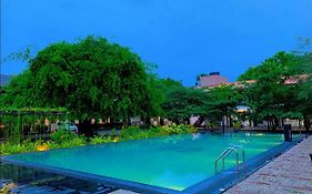 Ud Garden Hotel